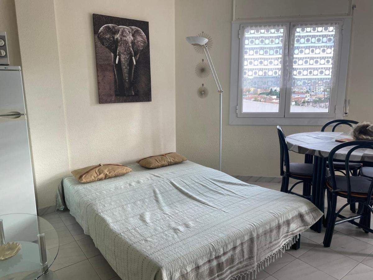 Appartement Magnifique Vue Sur Le Canal Et La Mer D'Емпуриабрава Екстериор снимка