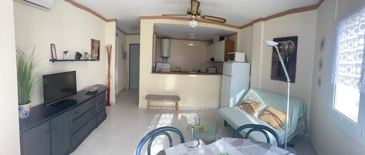 Appartement Magnifique Vue Sur Le Canal Et La Mer D'Емпуриабрава Екстериор снимка